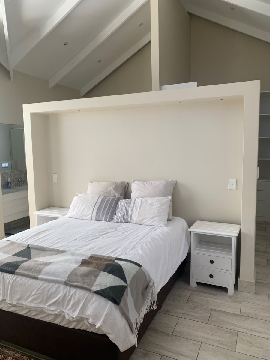 4 Bedroom Property for Sale in Goose Valley Western Cape